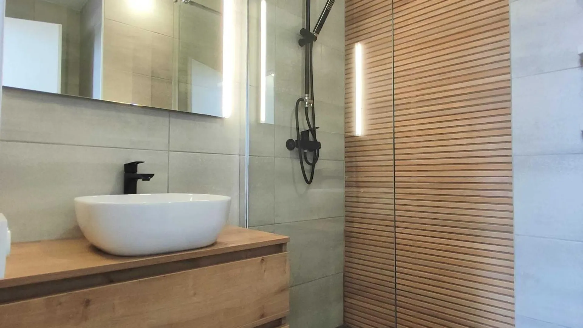 Comfortable Crikvenica Apartment With Terrace And Wifi Хорватия