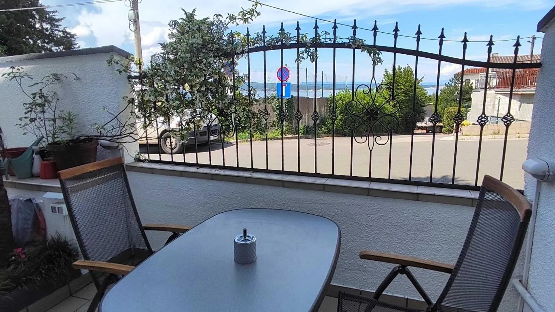 Comfortable Crikvenica Apartment With Terrace And Wifi